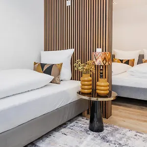 Appartement S331 - Luxurious Two Bedroom Duplex In, Keulen